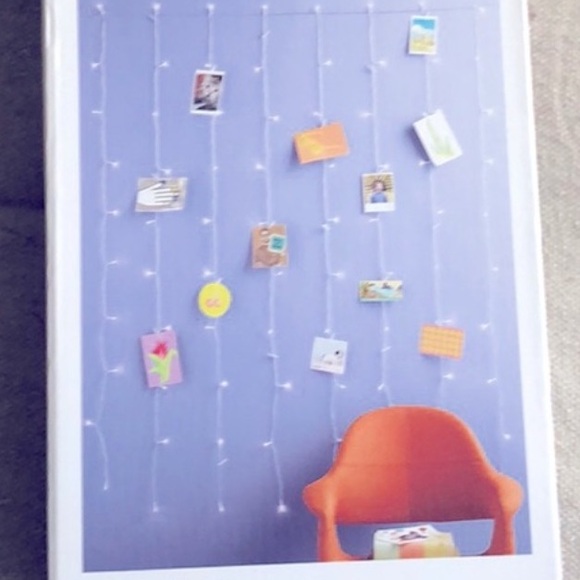 LED Curtain String Light - Picture 3 of 3